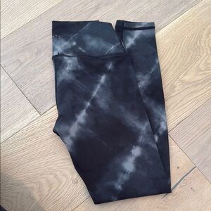 Varley Black and Gray Tie-Dye Leggings